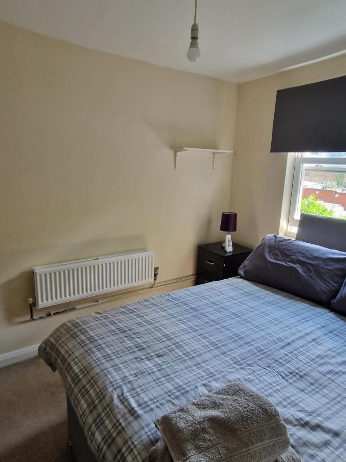 Maidstone Heights III - 1 Bedroom In Maidstone! Luaran gambar