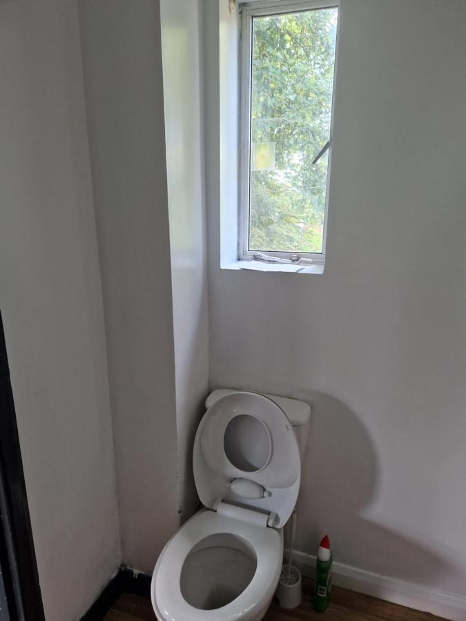Maidstone Heights III - 1 Bedroom In Maidstone! Luaran gambar